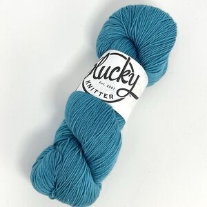 NEW Plucky Knitter Feet 90% Merino 10% Nylon Icey Audrey Blue Turquoise 1 Skein